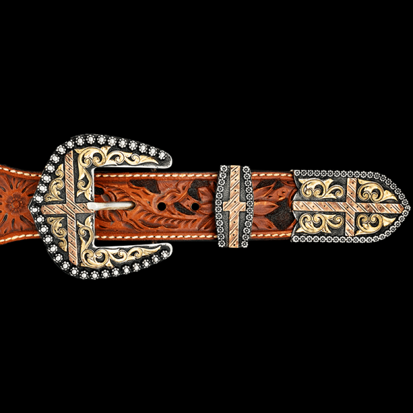 Show off your vaquero style with our Ruidoso Three Piece Belt Buckle Set. Featuring our signature berry edge with golden Jeweler's Bronze Scrollwork and copper engraved crosses. Order it now!